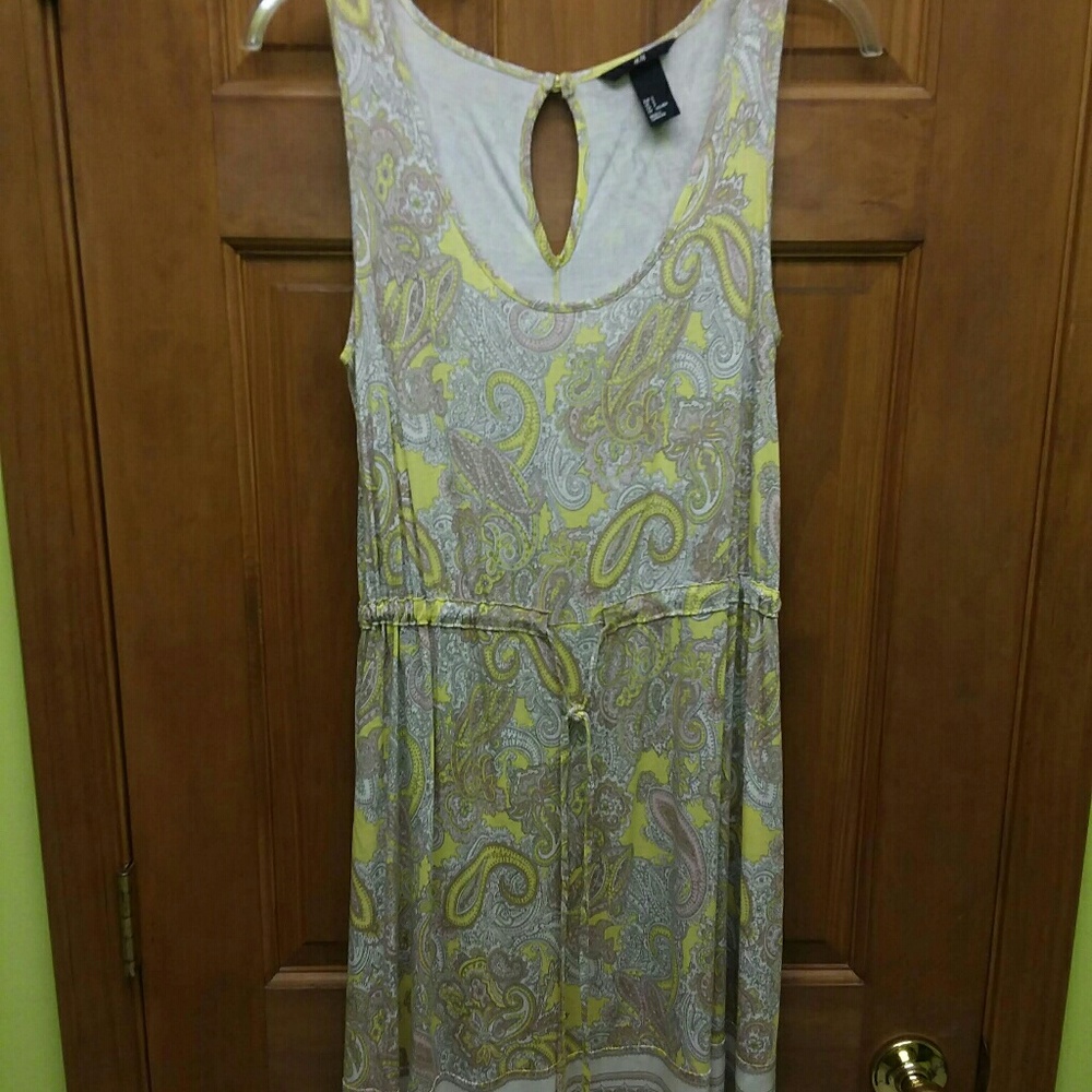H&M Dress - Picture 4 of 8